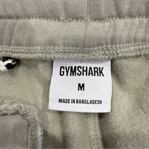 Gymshark Green Cutoff Sweat Shorts - Picture 8 of 12